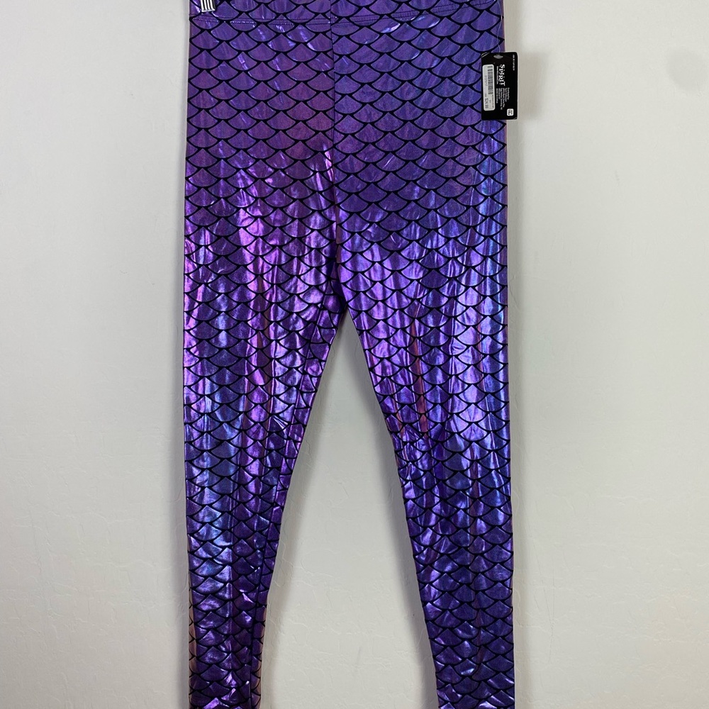 ✨ Mystical Mermaid Iridescent Leggings - Halloween and Festival Ready! ✨ - Picture 3 of 11